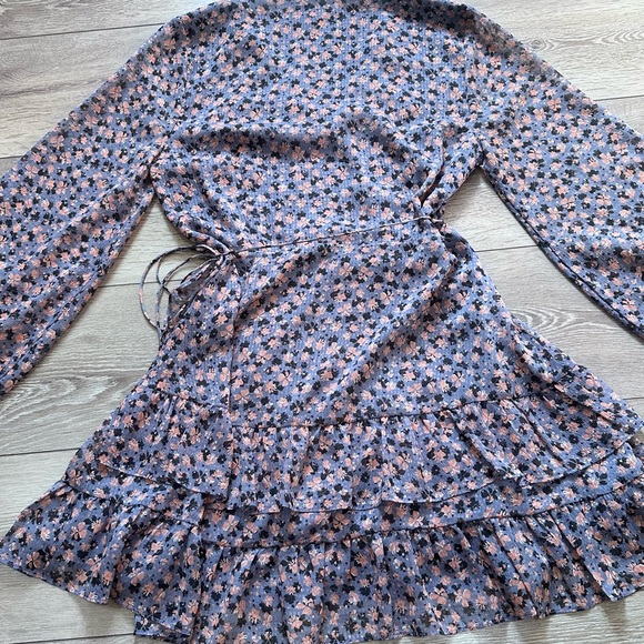 1. State Floral Ruffle Balloon Sleeve Mini Wrap Dress - Picture 14 of 16